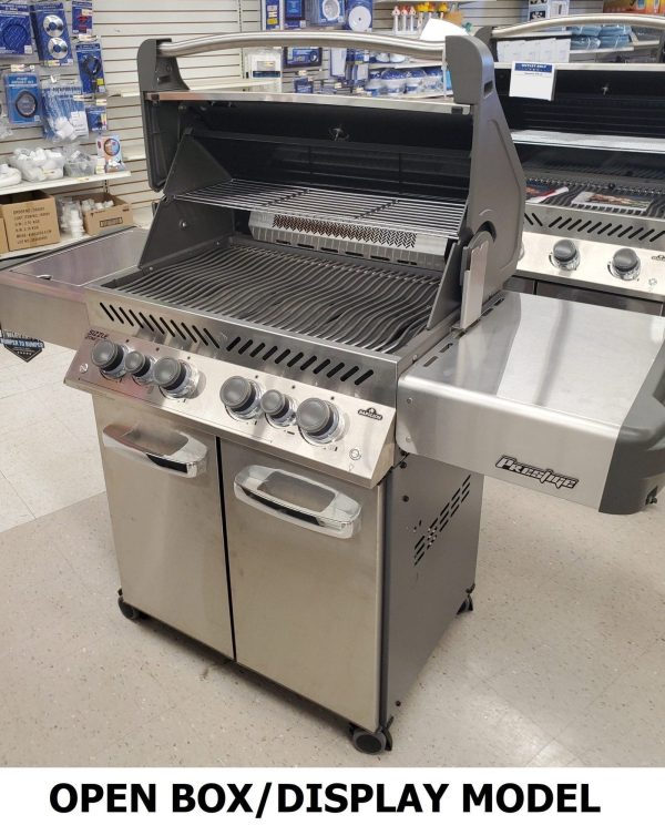 20230228_142412-scaled-1.jpg Outlet Napoleon Prestige 500 Propane Grill
