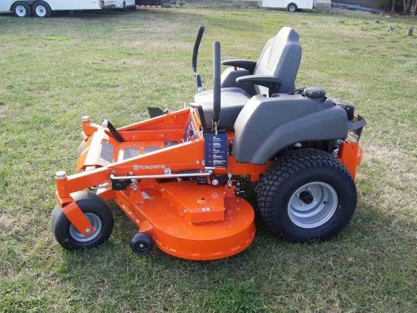 5-144-1.jpg Husqvarna MZ61 61″ Zero Turn Lawns Mowers 24HP KAW (Scratch and Dent)