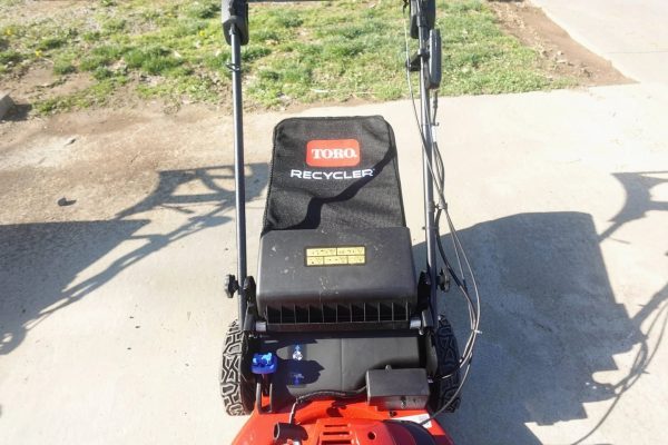 5-155-1.jpg Toro 22″ Electric-Start Recycler Personal Pace Self-Propelled Gas Lawn Mowers.
