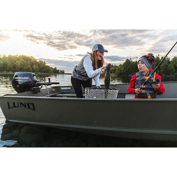 7-38-1.jpg Mercury 4HP Tiller FourStroke Outboard Motors.