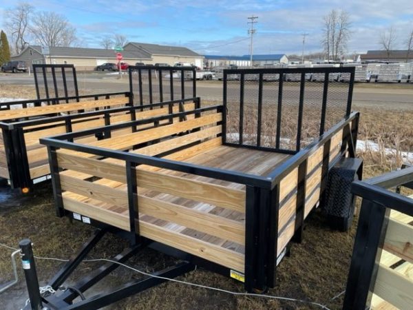 8787_57ceb340-3da3-4912-9869-ae0fd8b1863a.jpg 7×10 Heavy-Duty Utility Trailer – Single Axle with Wood Floor & LED Lights