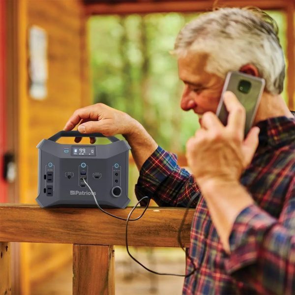 PPS2-2403-PDP-LIFESTYLE-CHARGING-2000x2000__50943.jpg Patriot Power Sidekick Solar Generator & Solar Panel