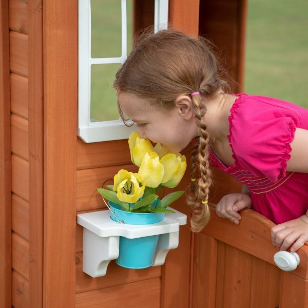Timberlake-Flowers.jpg Timberlake Playhouse