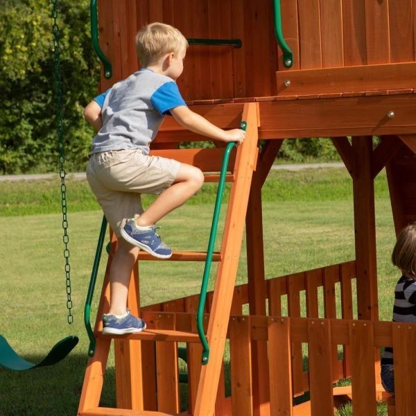 img-784.jpg Backyard Discovery Skyfort II Swing Set