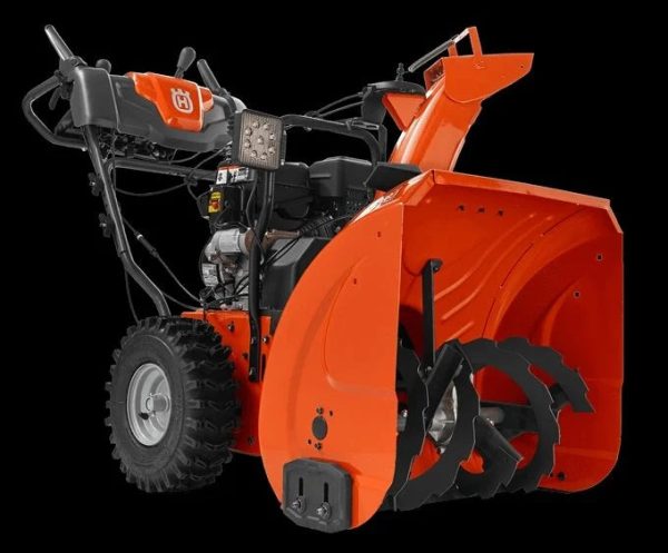 m6-1.jpg Husqvarna ST224 24″ Snow Blowers